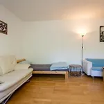 Mit 123qm Fuer 8 Personen Mit Sehr Grossem Garten, Einfache Innen-ausstattung Leipzig